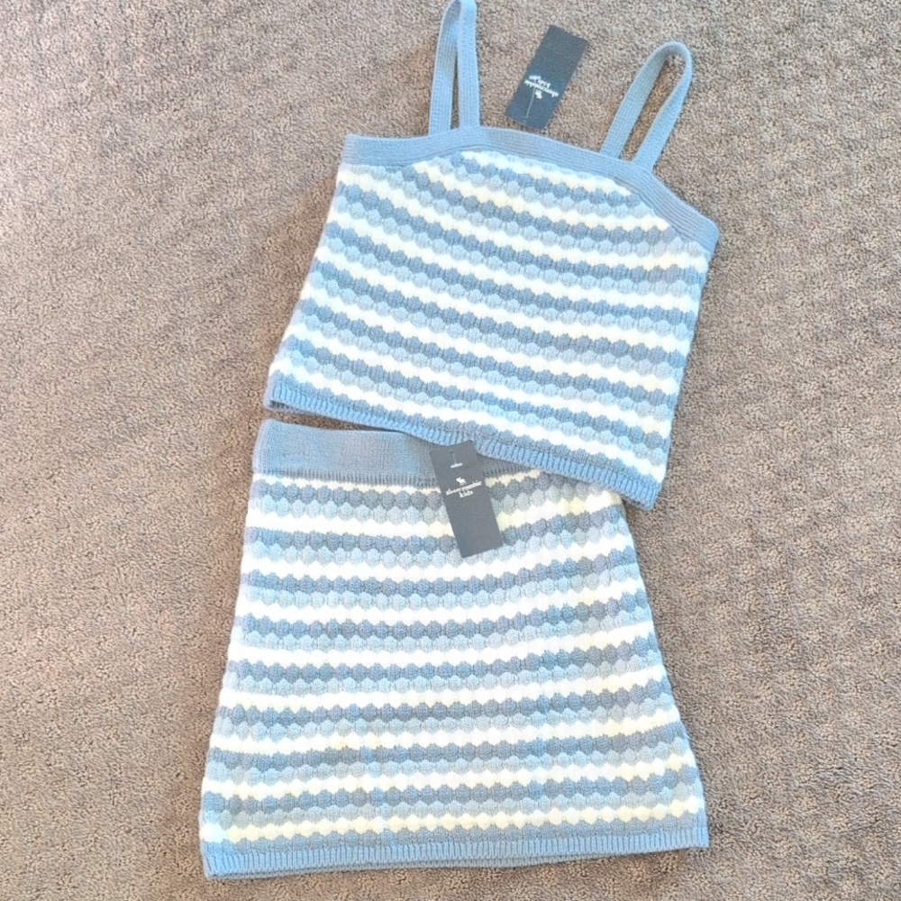 Abercrombie & Fitch Blue and White Knit Set